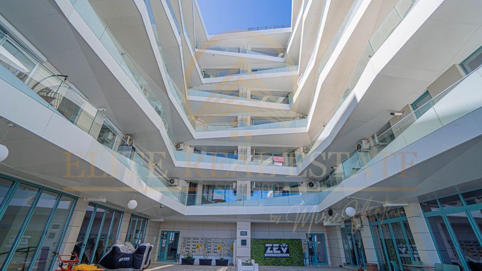 Apartament 2 camere, pe Promenadă – Zev Residence, la 2 pasi de plaja. — fotografia 1