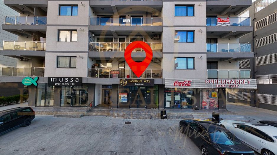Statiunea Mamaia - Hotel Opera - Spatiu comercial. — fotografia 1